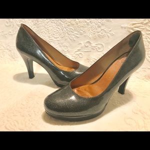 Women’s high heels